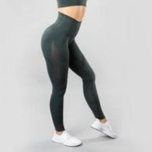 Alphalete Aero Leggings